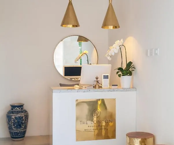 Hotel The London Residences Boutique 3*